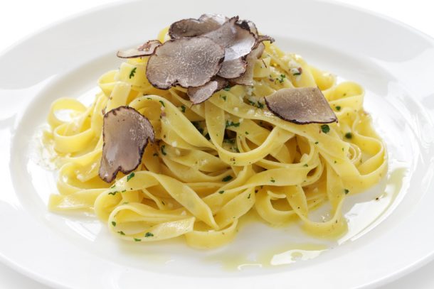 Alt="vorrei italian black summer truffles"