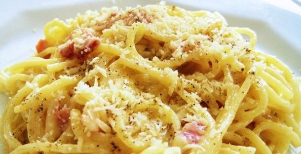 Alt="vorrei italian Roman pasta dish carbonara"