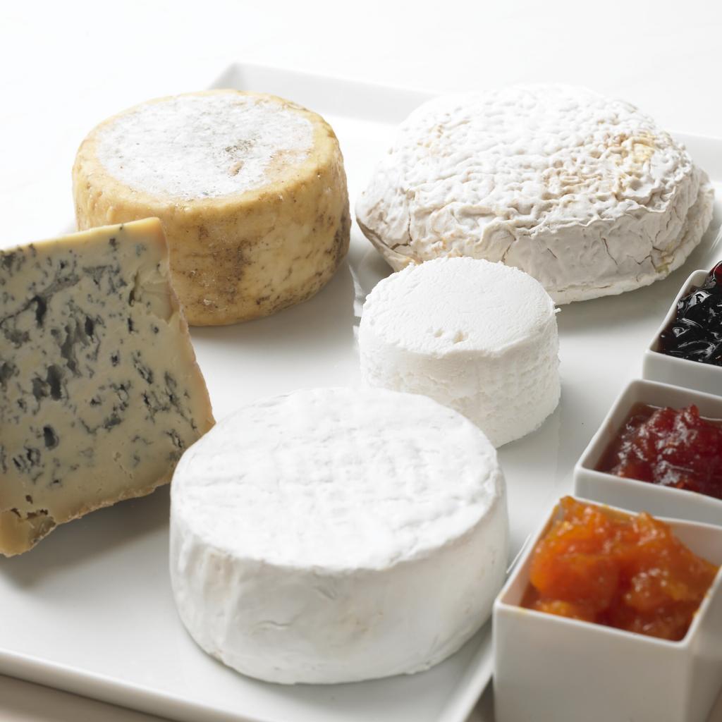 Cheese Board Accompaniments for Beginners